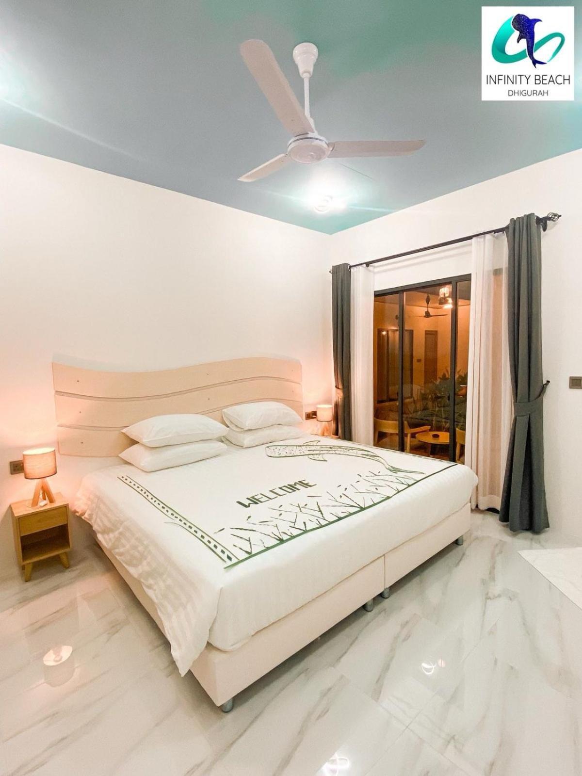 Infinity Beach Dhigurah Dhigurah  Exterior photo
